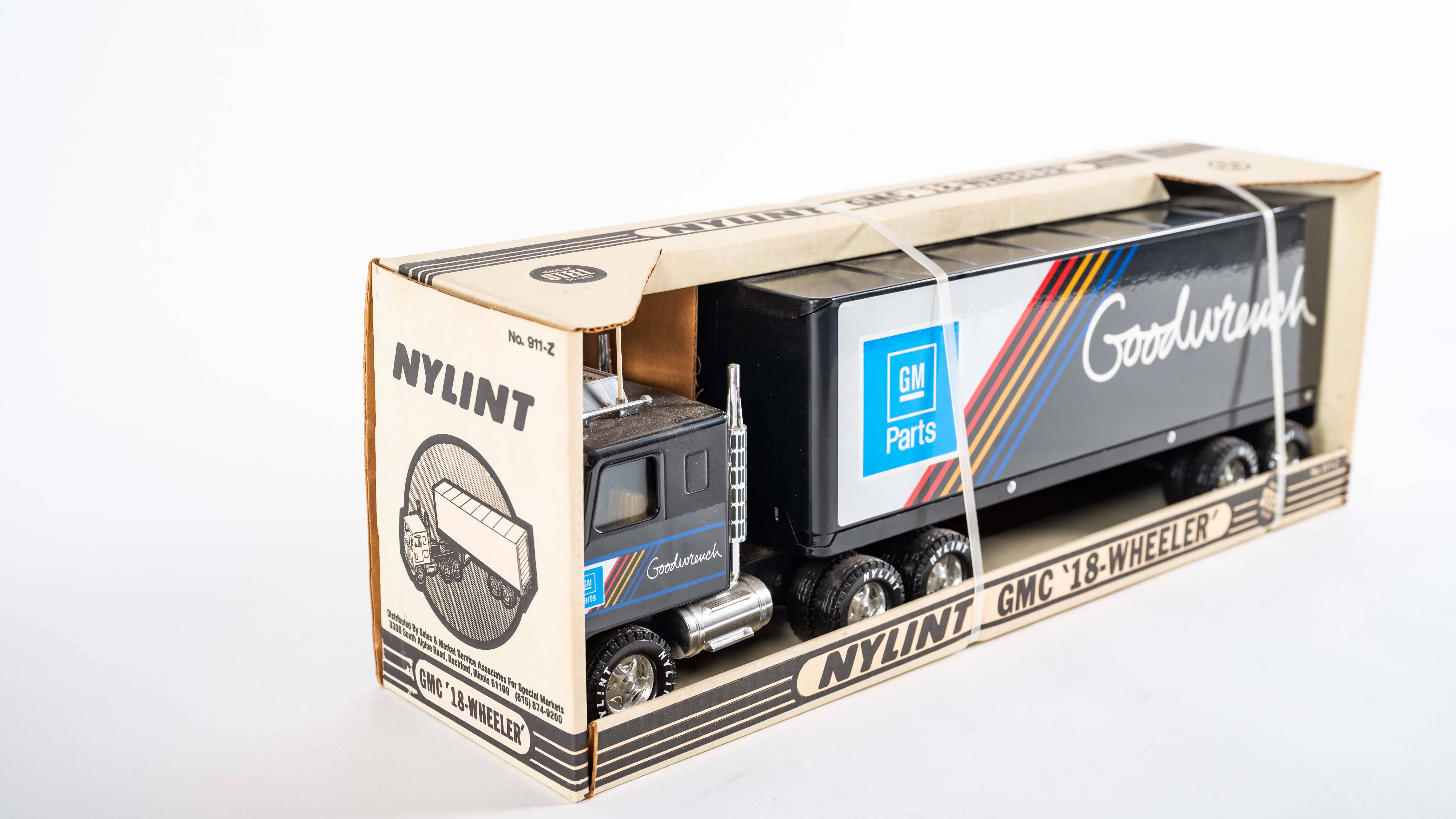 Nylint gmc store 18 wheeler