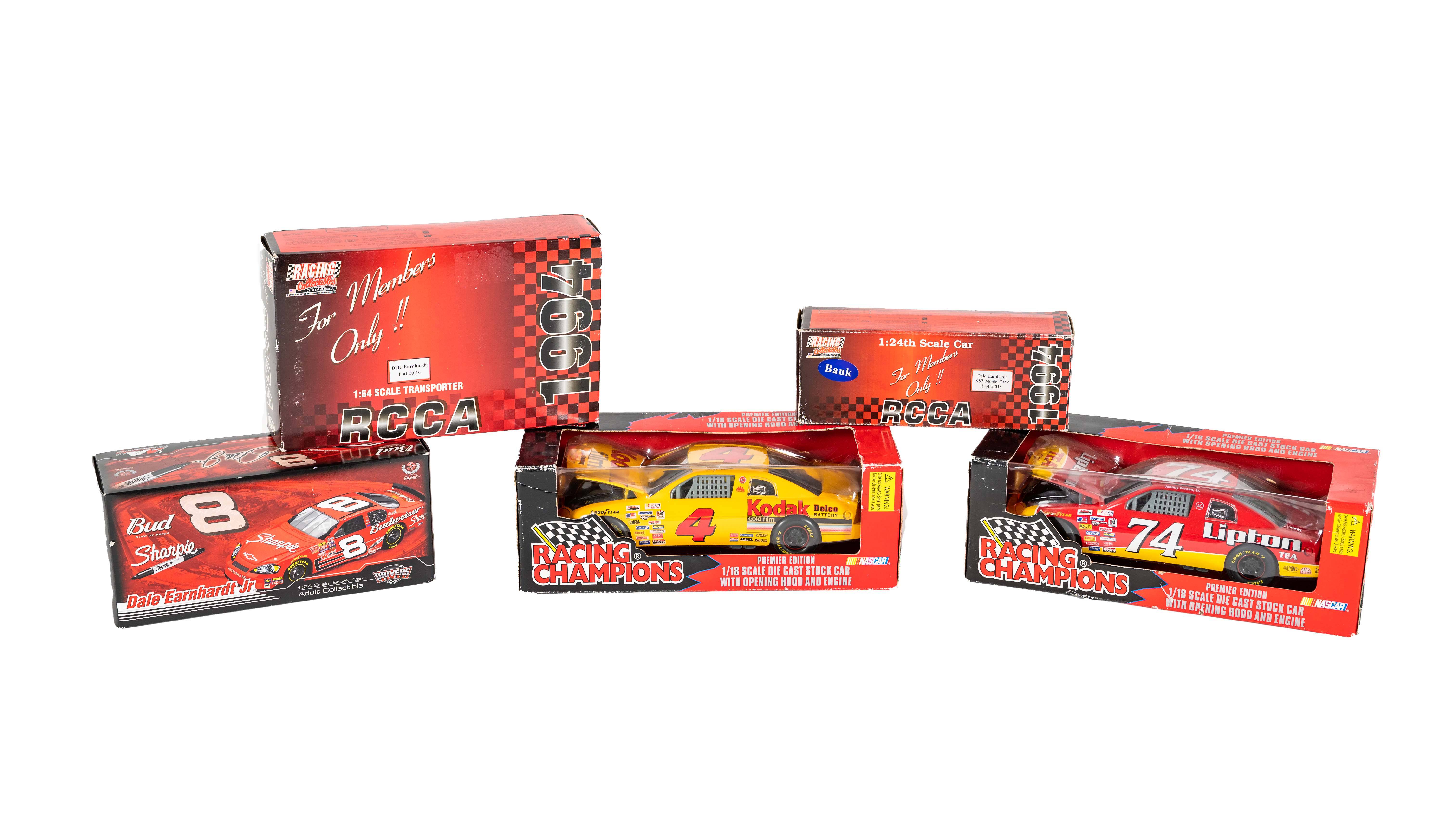 NASCAR #3 DALE EARNHARDT BANK（Dale Earnhardt & Various NASCAR Die 