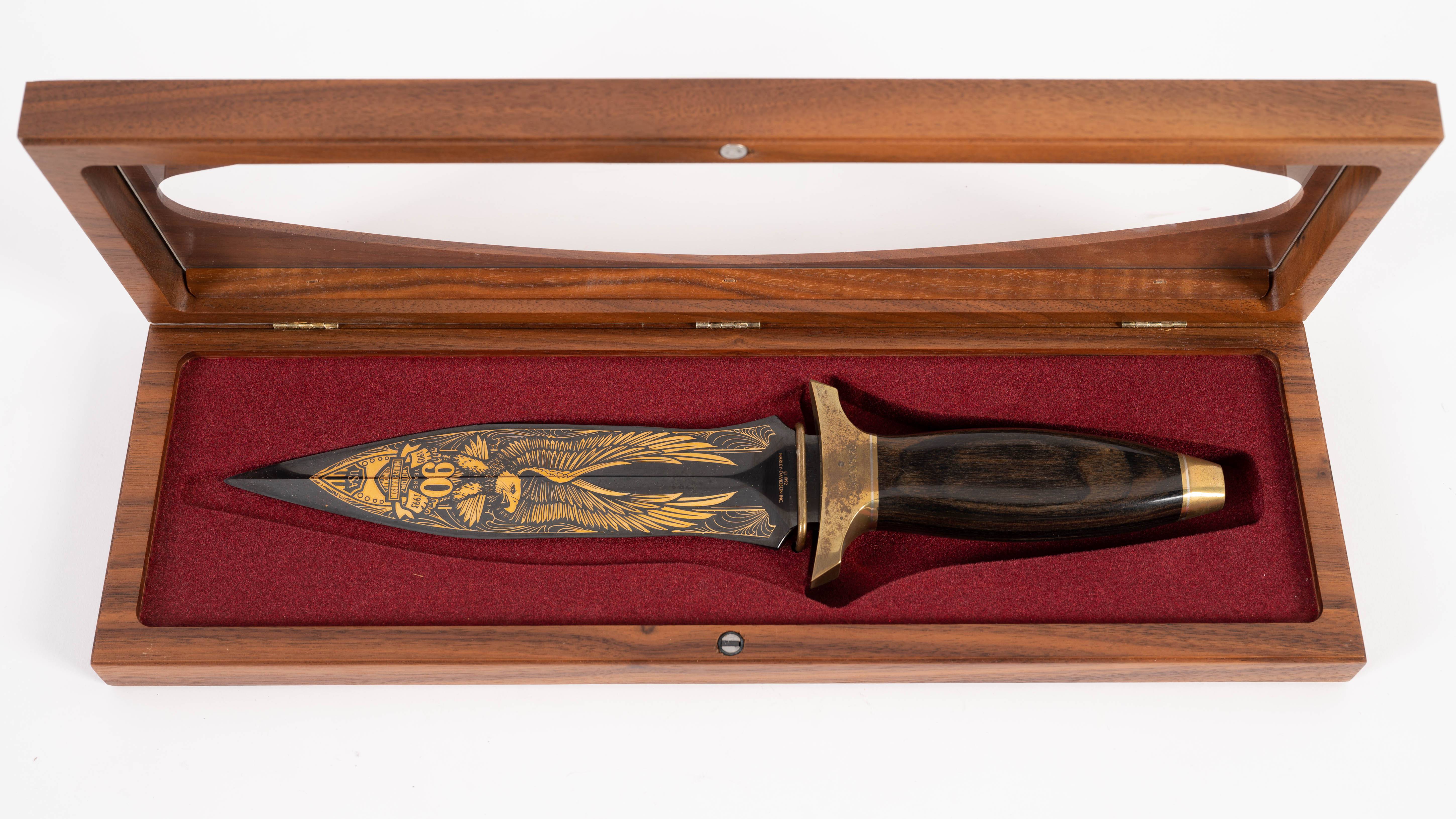 Harley-Davidson　アニバーサリーナイフ Harley-Davidson 90th Anniversary Dagger, #978 of 3000