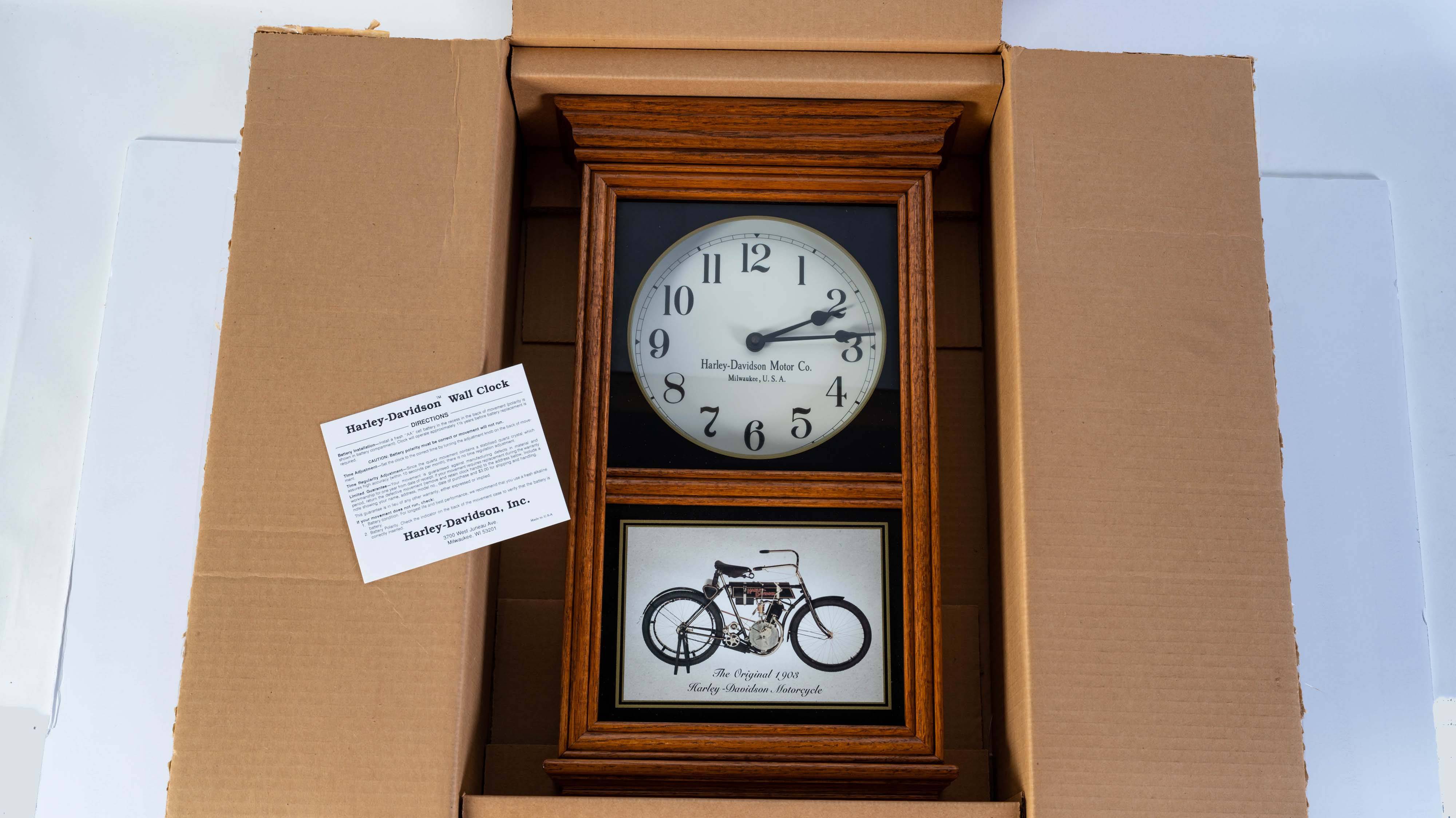 1996 Harley-Davidson Wooden Wall Clock Auction | Mecum On Time