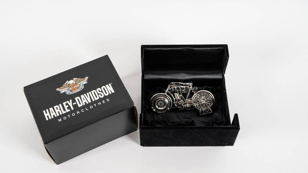 Harley-Davidson Motorcycle Desk Clocks Auction | Mecum On Time