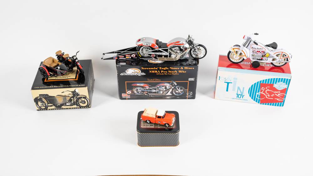 Harley-Davidson Tin Toys, Die-Cast & Banks Auction | Mecum On Time