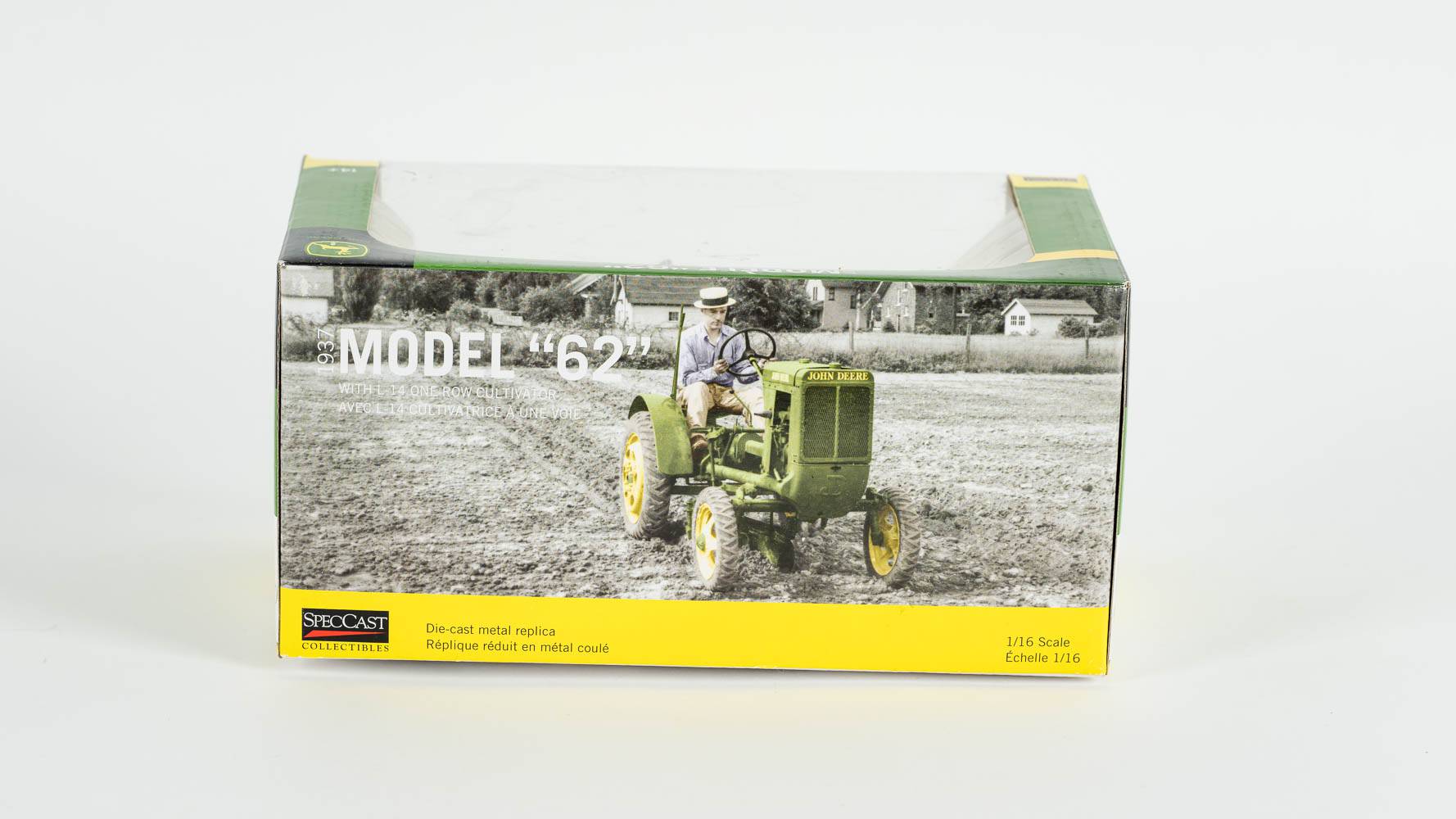 John Deere Diecast Tractor & Cultivator 1:16 Scale outlet