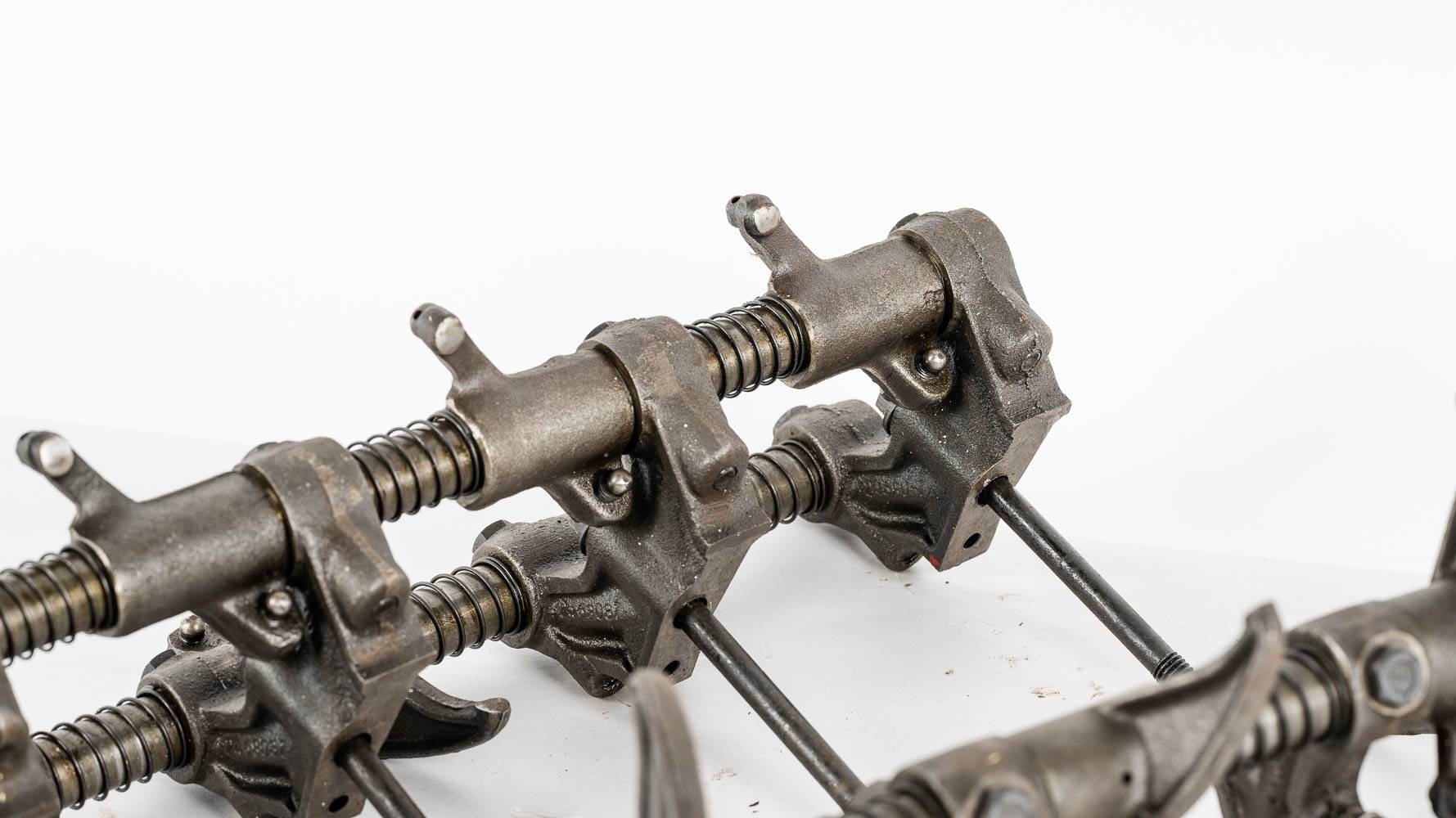 Mopar Rocker Arms, Part no. 2468090 Auction | Mecum On Time 