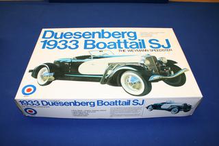 1/16 Duesenberg 1933 Boattail SJ モデルキット iBB0248-1_t.JPG
