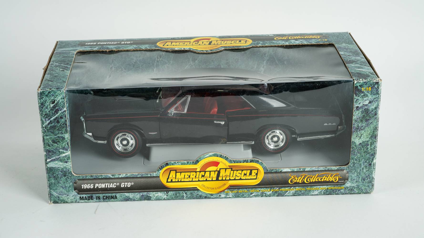 1:18 Scale 1966 Pontiac GTO