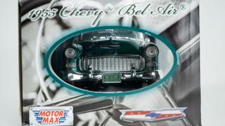 Motormax 1:18 Timeless Legends - 1955 Chevy Bel Air Con Supercharger, Bordo