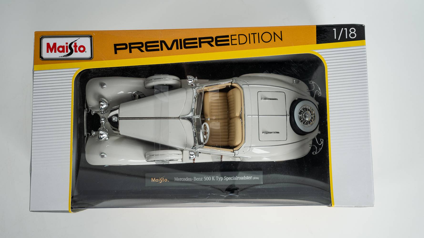 Amazon.com: Maisto Plastic 1:18 Scale 1936 M-B 500 K Type
