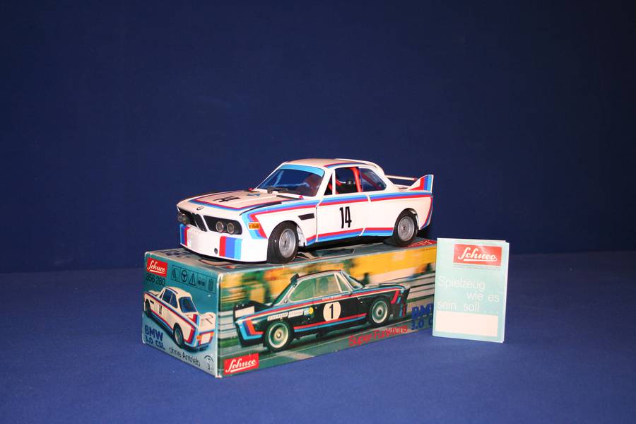 BMW 3.0 CSL バッドモービル ミニカー Schuco 1/43 BMW 3.0CSL Super-Funktions, No. 14 Auction | Mecum On Time