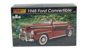 No83 ミニカー1/18箱あり1948 FRED CONVERTIBLE No83 ミニカー1/18箱あり1948 FRED CONVERTIBLE