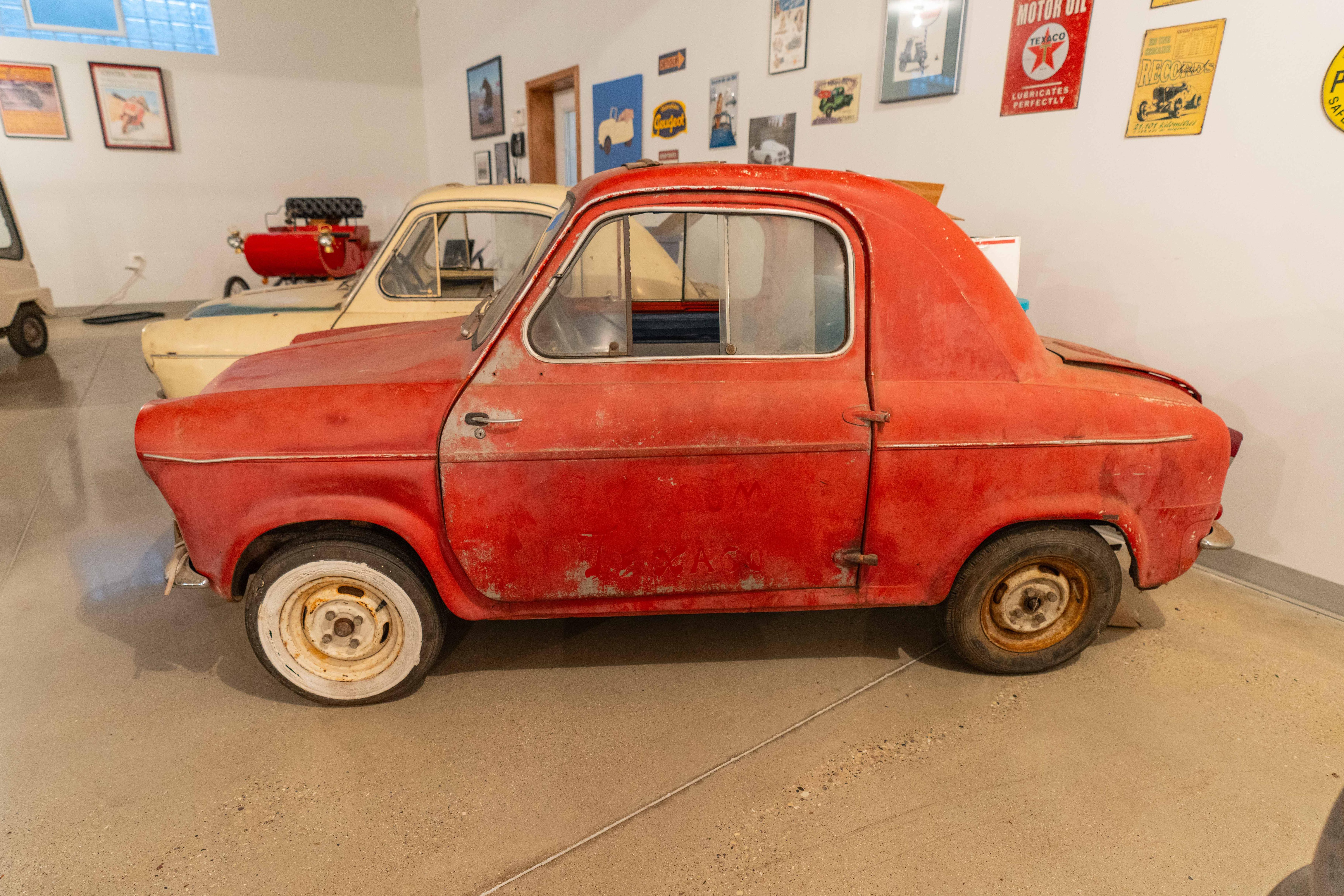1959 Vespa 400 Auction | Mecum On Time