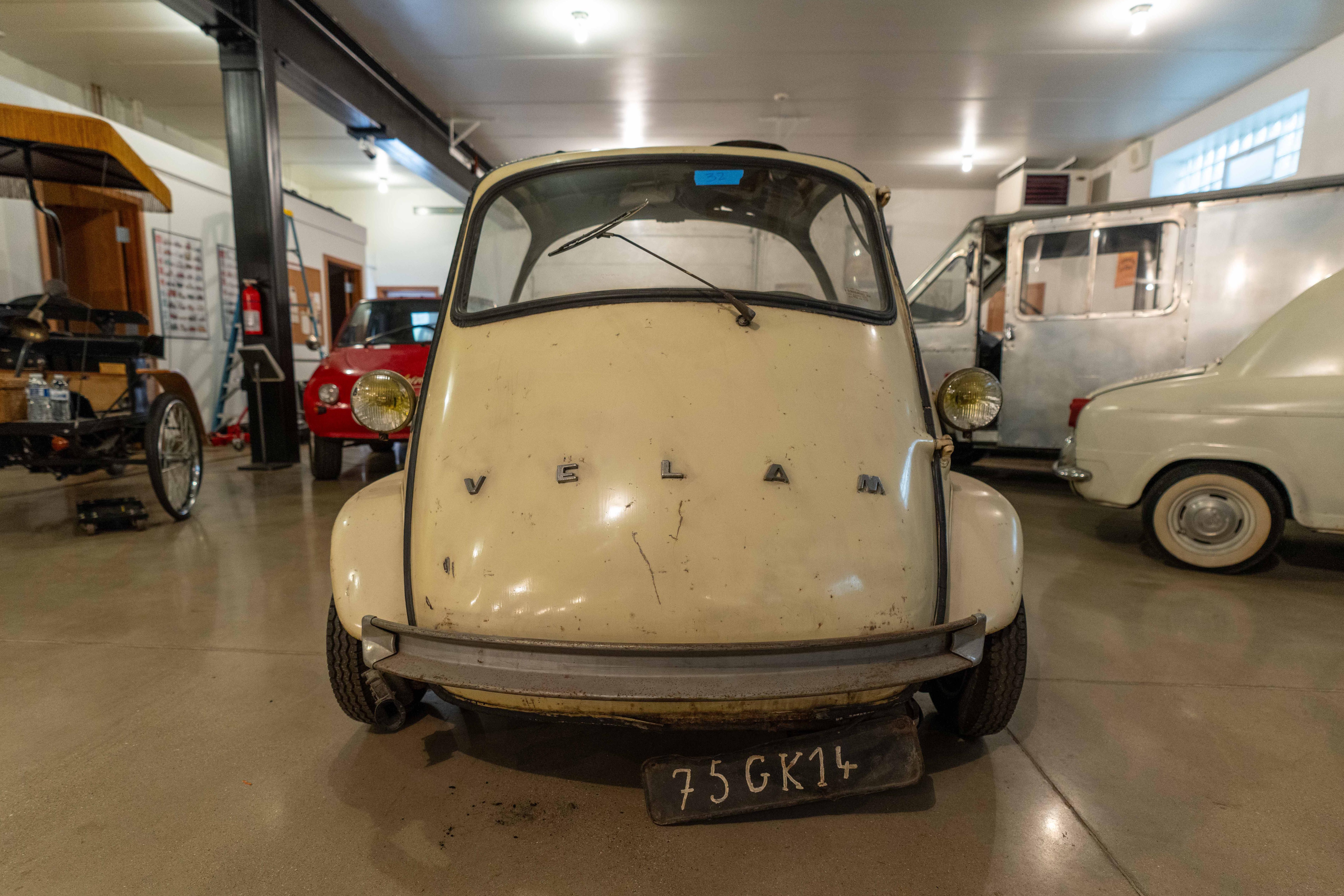 Ancienne Voiture à Friction GEGE 1956 - ISETTA VELAM - Tôle, Collection