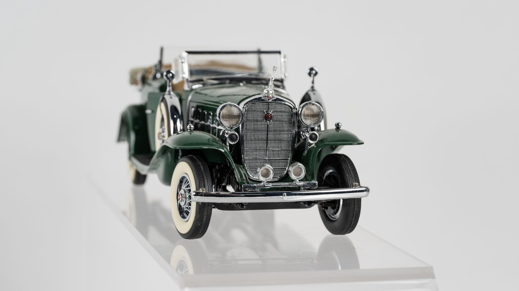 1932 Cadillac V-16 & Sport Phaeton Scale Models by The Danbury