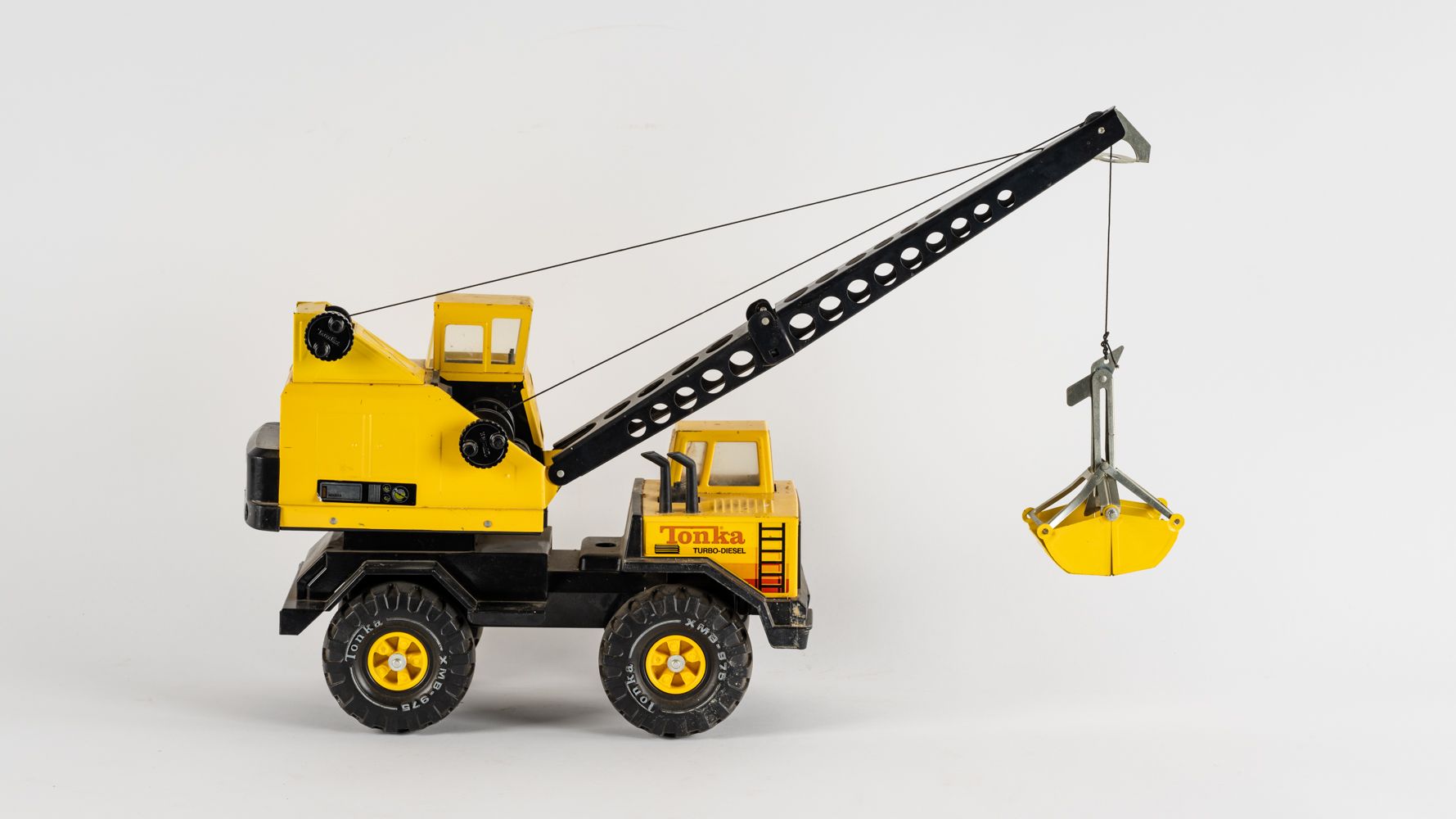 Tonka Turbo Diesel Crane Pressed Steel Toy, 3925 Auction