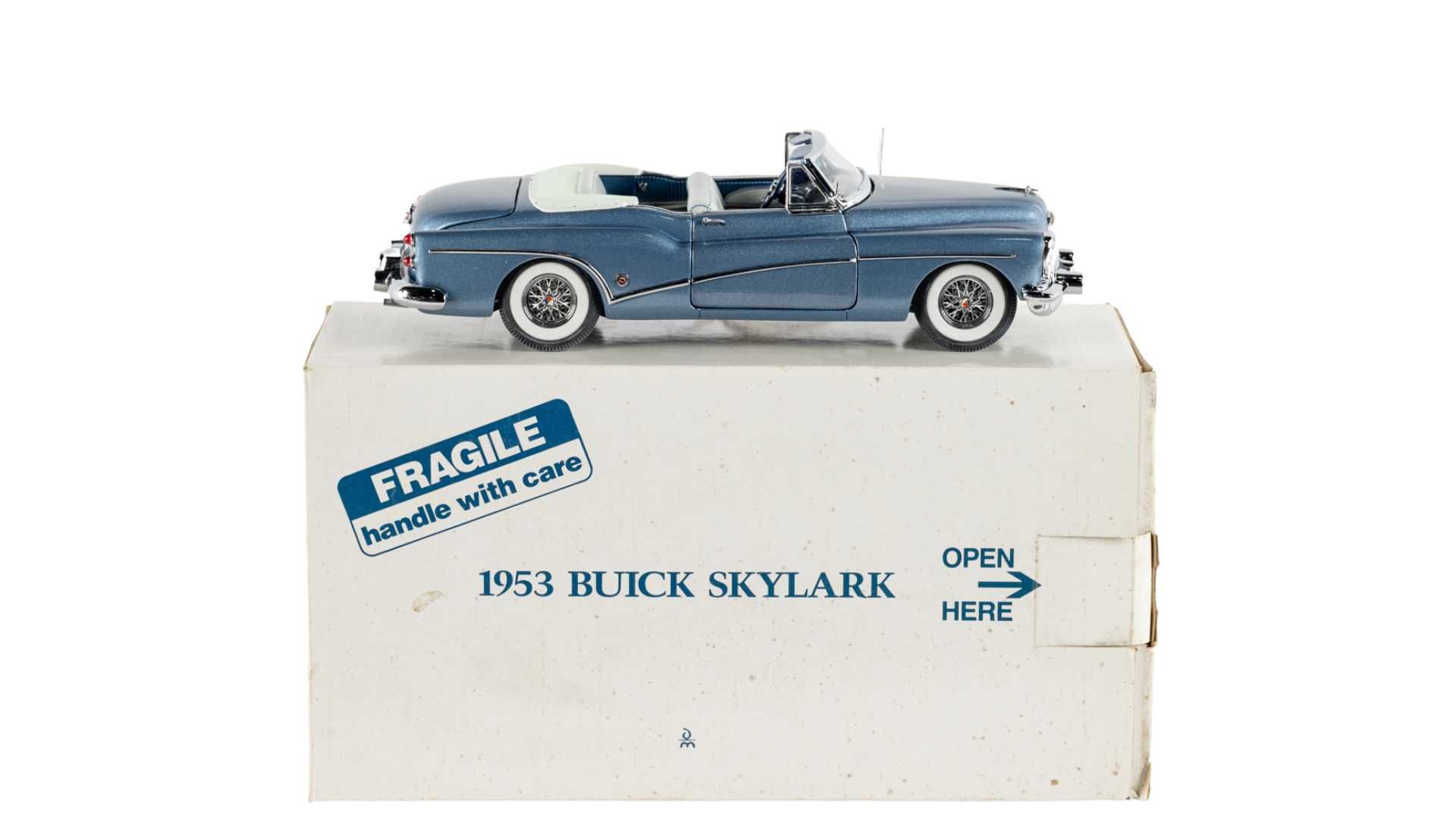 The Danbury Mint 1953 Buick Skylark Auction | Mecum On Time
