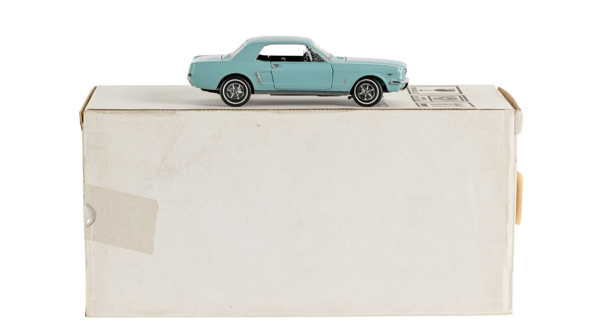 The Franklin Mint 1964 1/2 Ford Mustang Auction | Mecum On Time