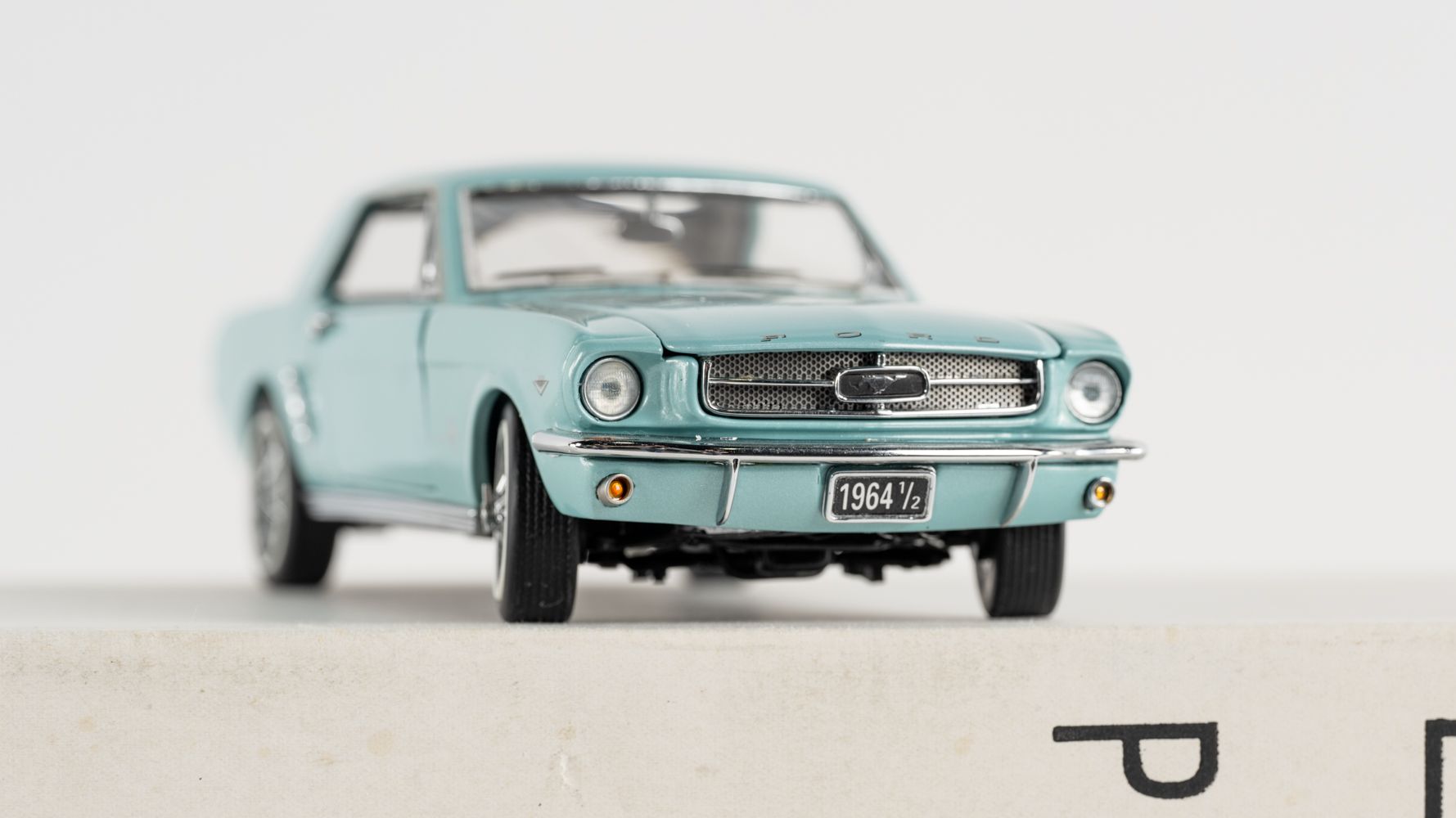 The Franklin Mint 1964 1/2 Ford Mustang Auction | Mecum On Time
