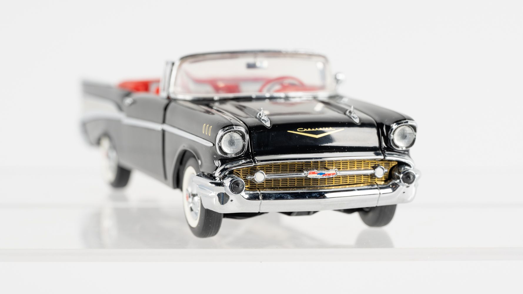 Franklin Mint コンバーチブル 1957 シボレー　ベルエア The Franklin Mint 1957 Bel Air Convertible Auction | Mecum On Time