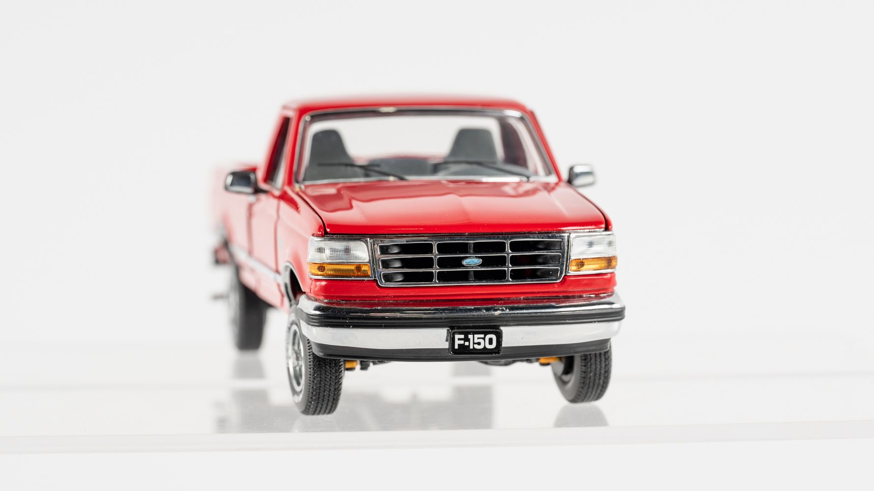 The Franklin Mint 1996 Ford F-150 Pickup Truck