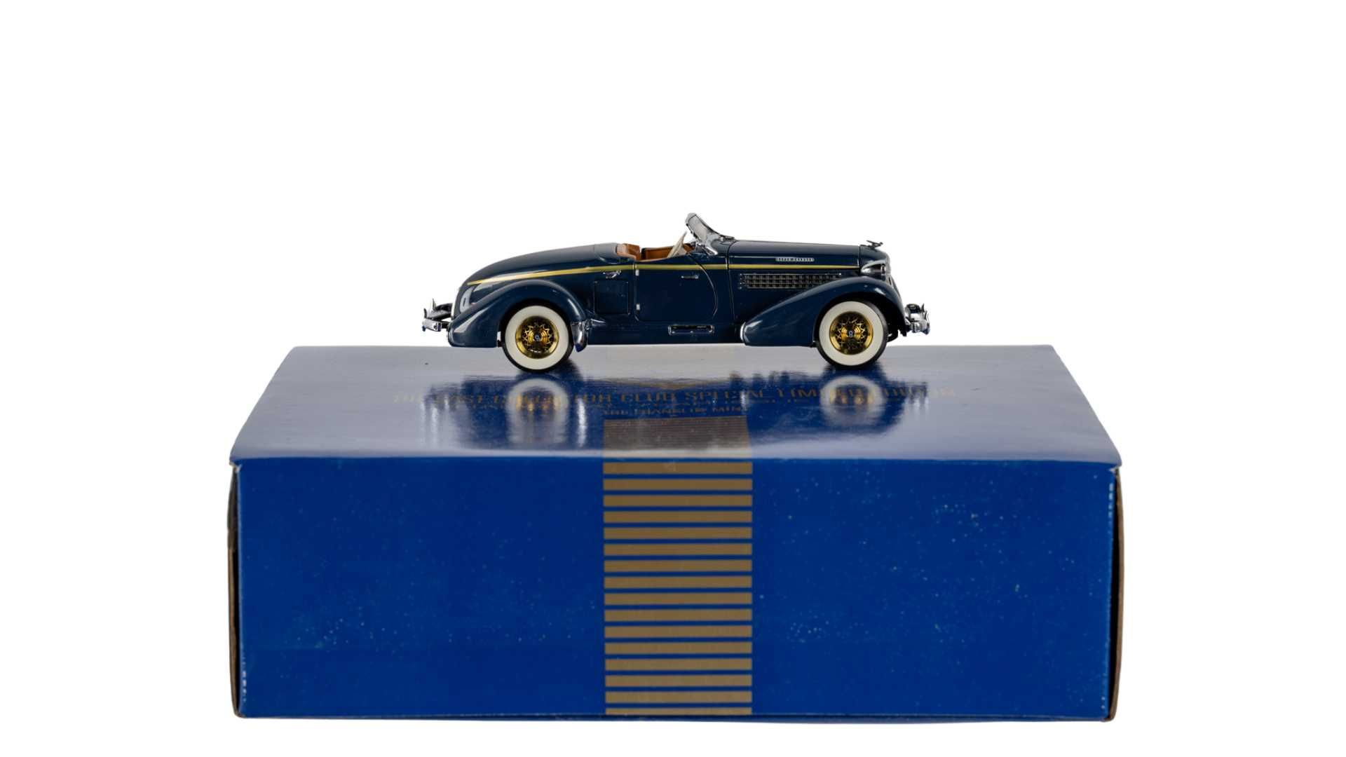 The Franklin Mint 1965 Auburn 851 Speedster Club Edition Auction