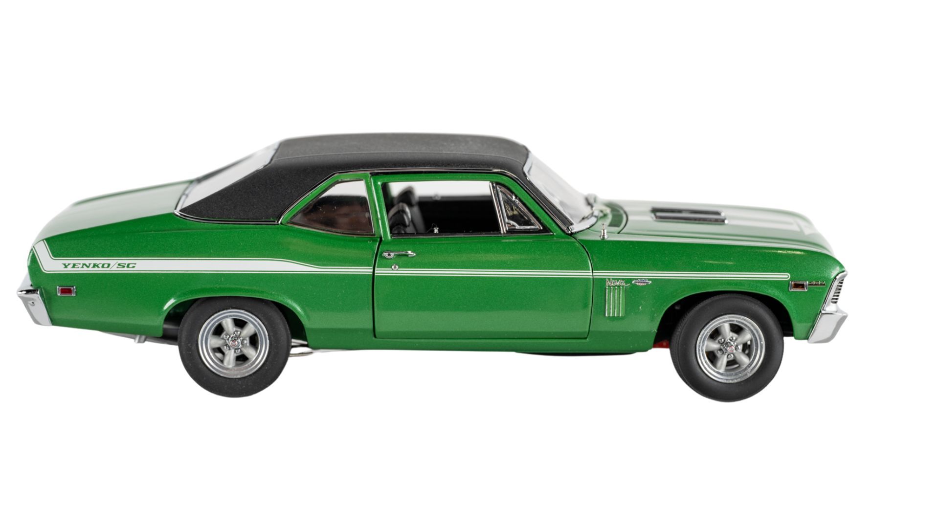 The Danbury Mint 1969 Yenko Nova 427 Auction | Mecum On Time