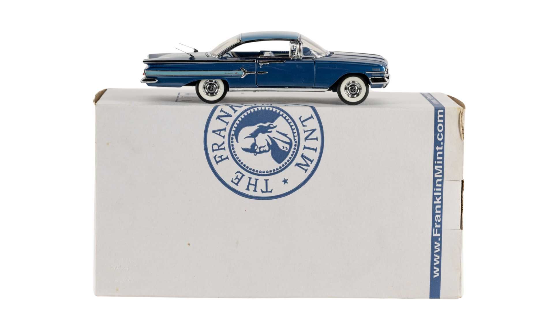 フランクリンミント　1960シボレーインパラ　リミテッドエディション　1/24 The Franklin Mint 1960 Chevrolet Impala Limited Edition Auction