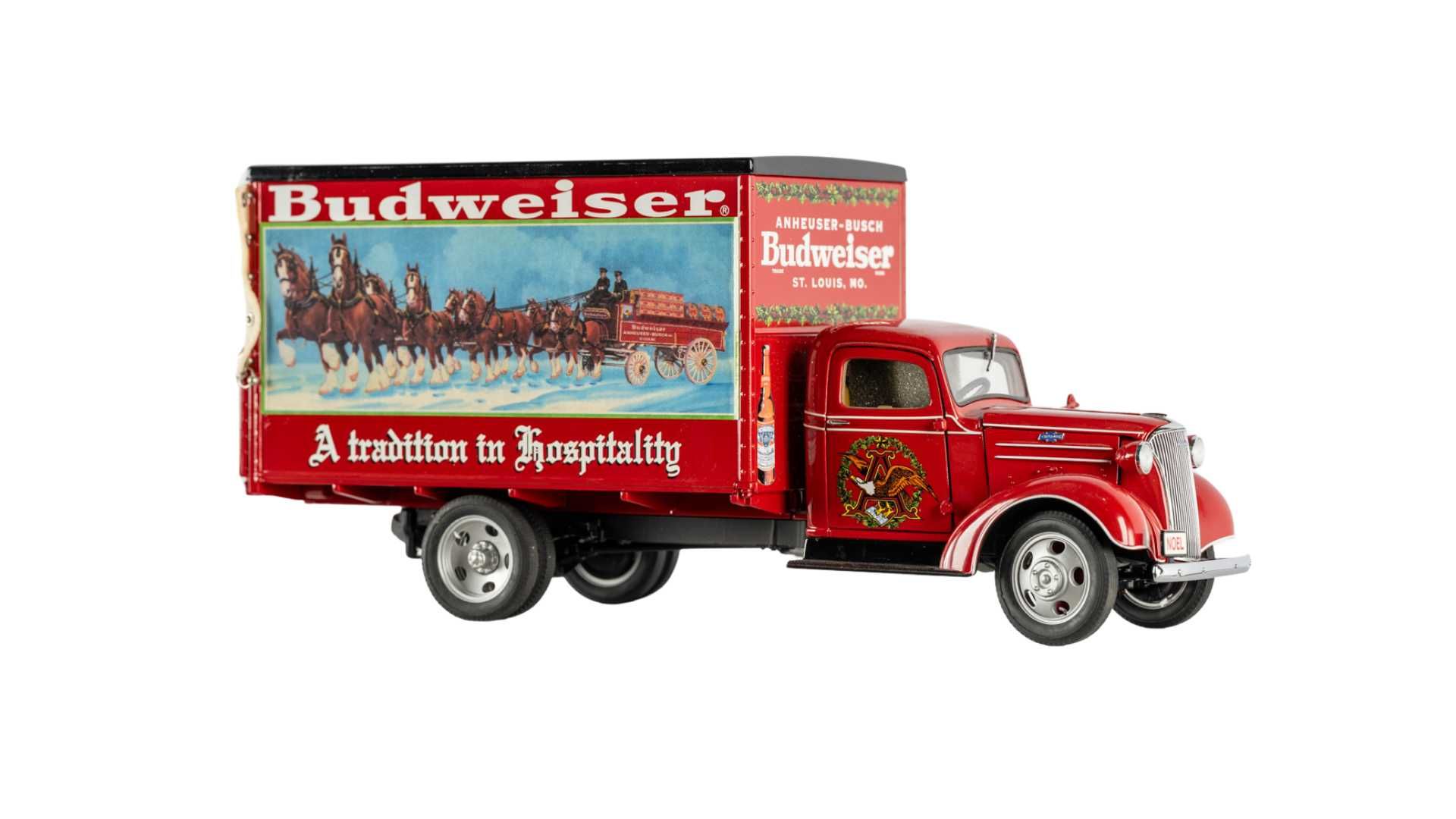The Danbury Mint 1930's Budweiser Christmas Truck Auction | Mecum