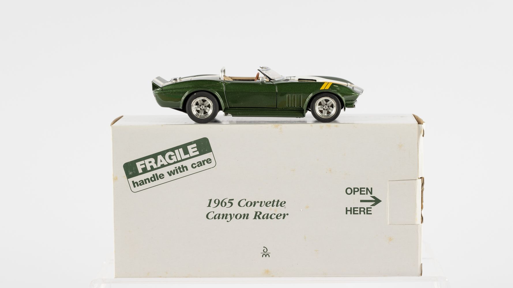 The Danbury Mint 1965 Corvette Canyon Racer Auction | Mecum On Time