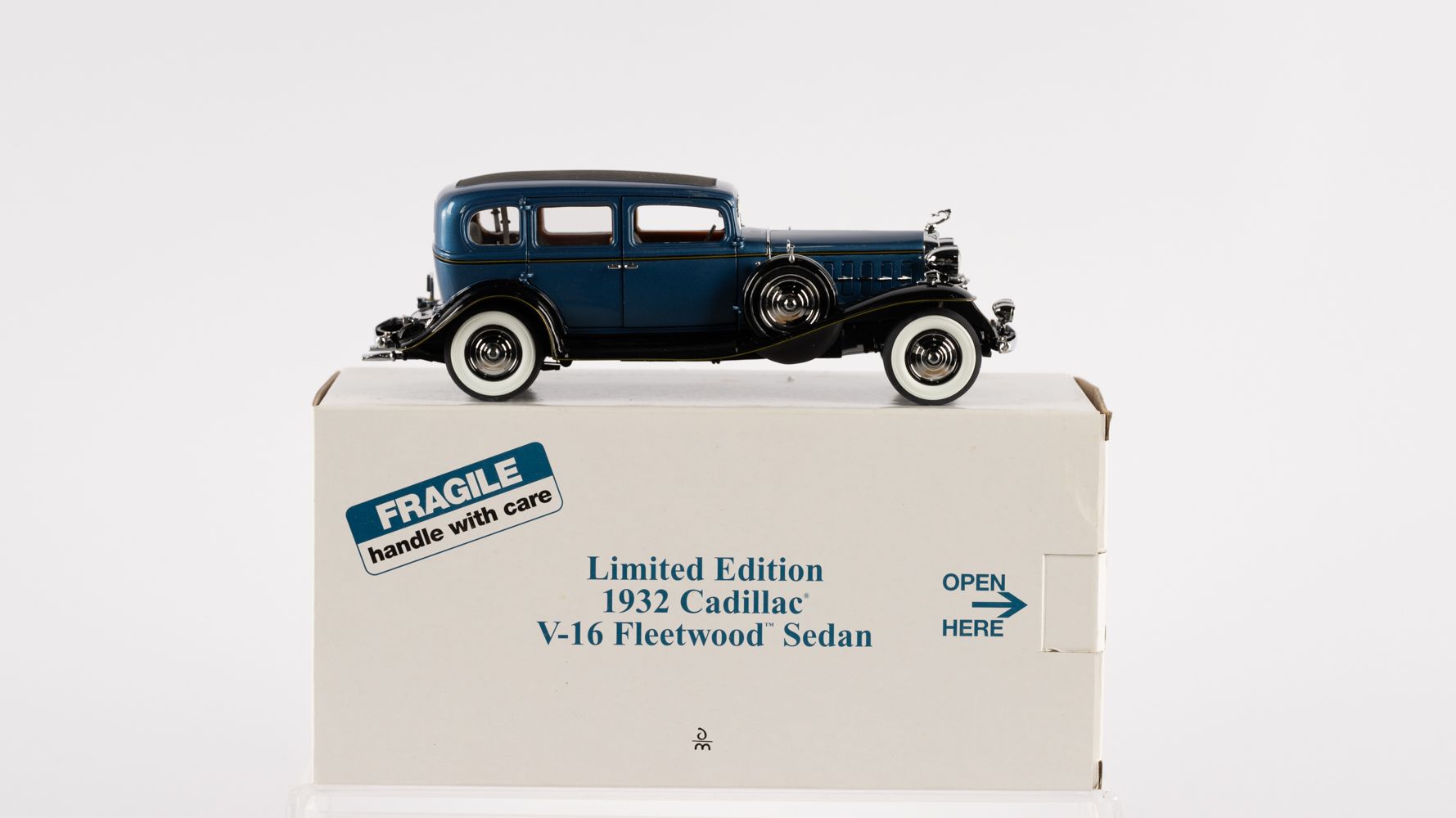 The Danbury Mint 1932 Cadillac V-16 Fleetwood Sedan Auction