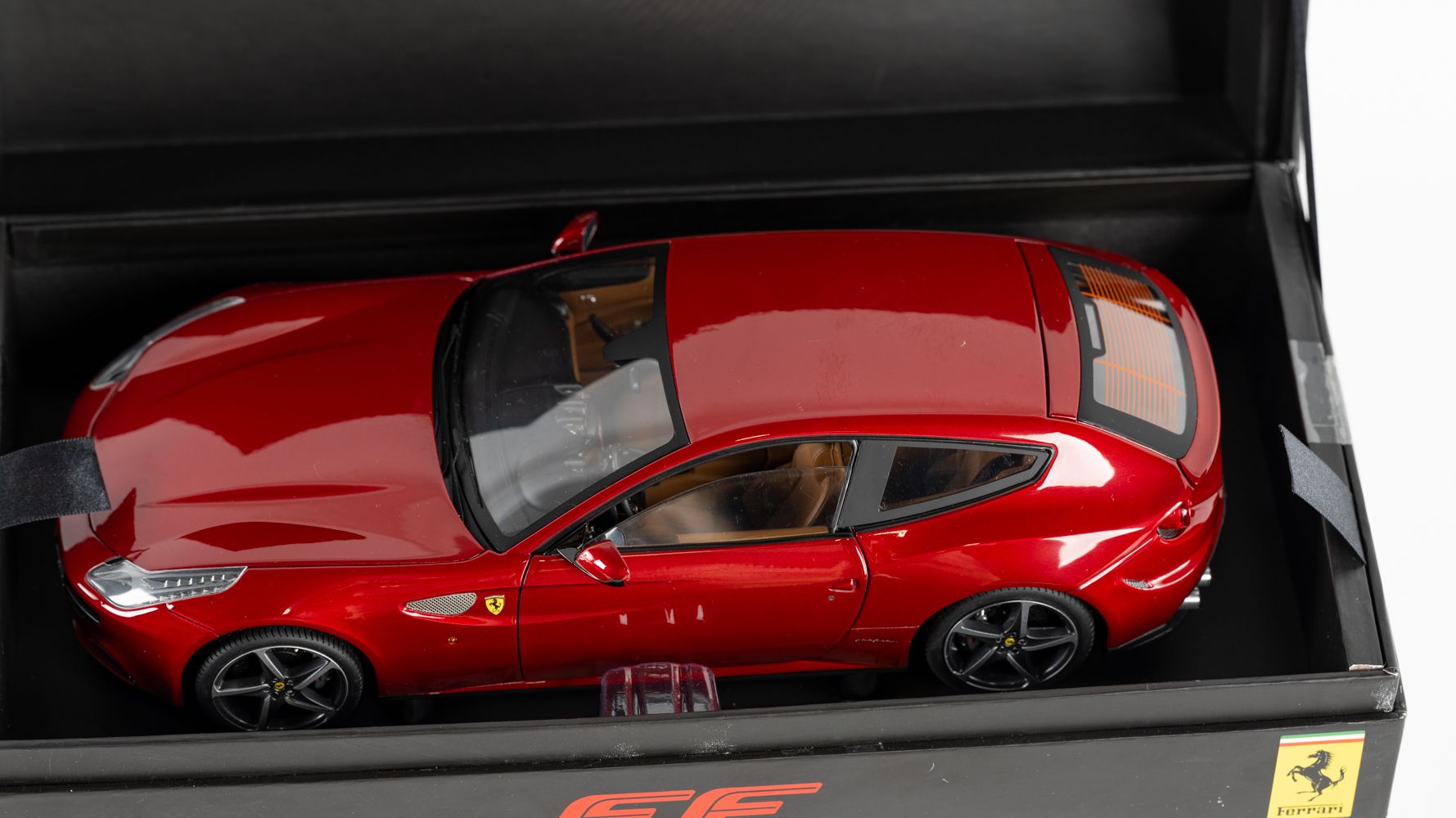 Hot Wheels Super Elite Ferrari FF, Limited Edition No. 389 of 1000