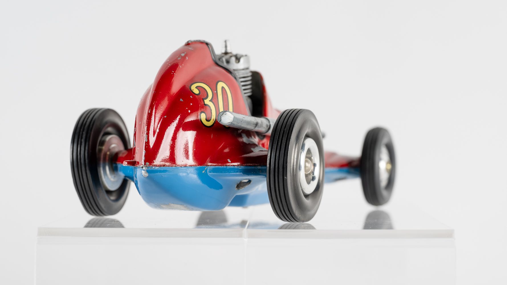 No. 30 Roy Cox Thimble Drome Champion Tether Car Auction | Mecum On Time