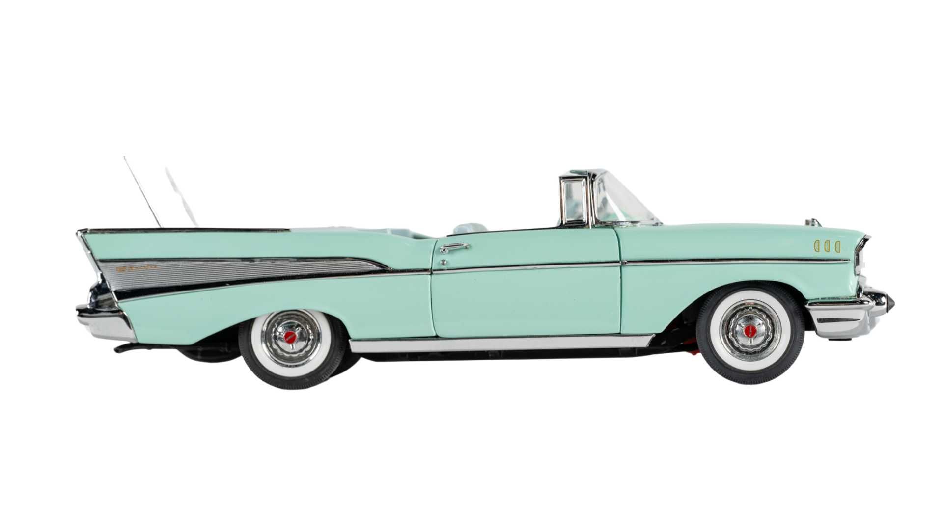 The Danbury Mint Surf Green 1957 Chevrolet Bel Air Auction | Mecum