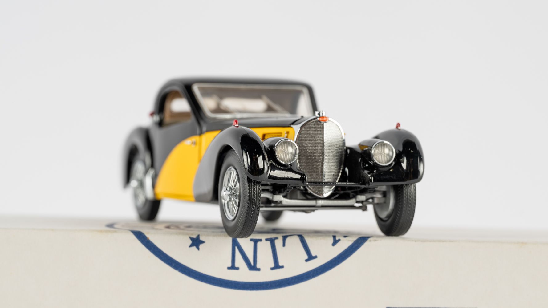 The Franklin Mint 1936 Bugatti Type 57SC, Special Limited Edition
