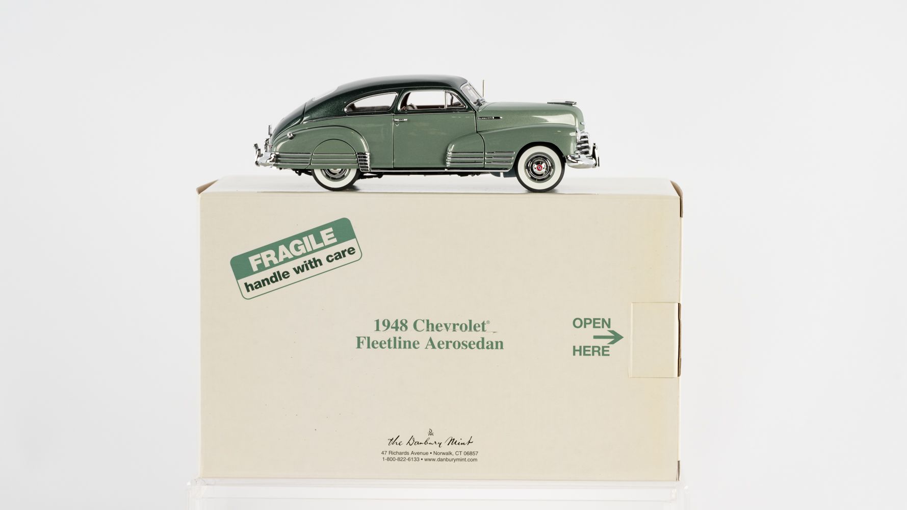 The Danbury Mint 1948 Chevrolet Fleeting Aerosedan Auction | Mecum