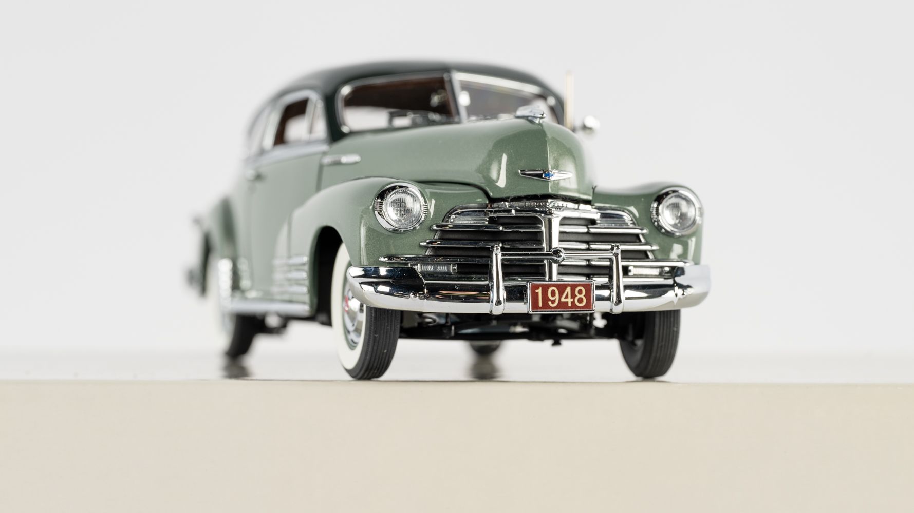 The Danbury Mint 1948 Chevrolet Fleeting Aerosedan Auction | Mecum
