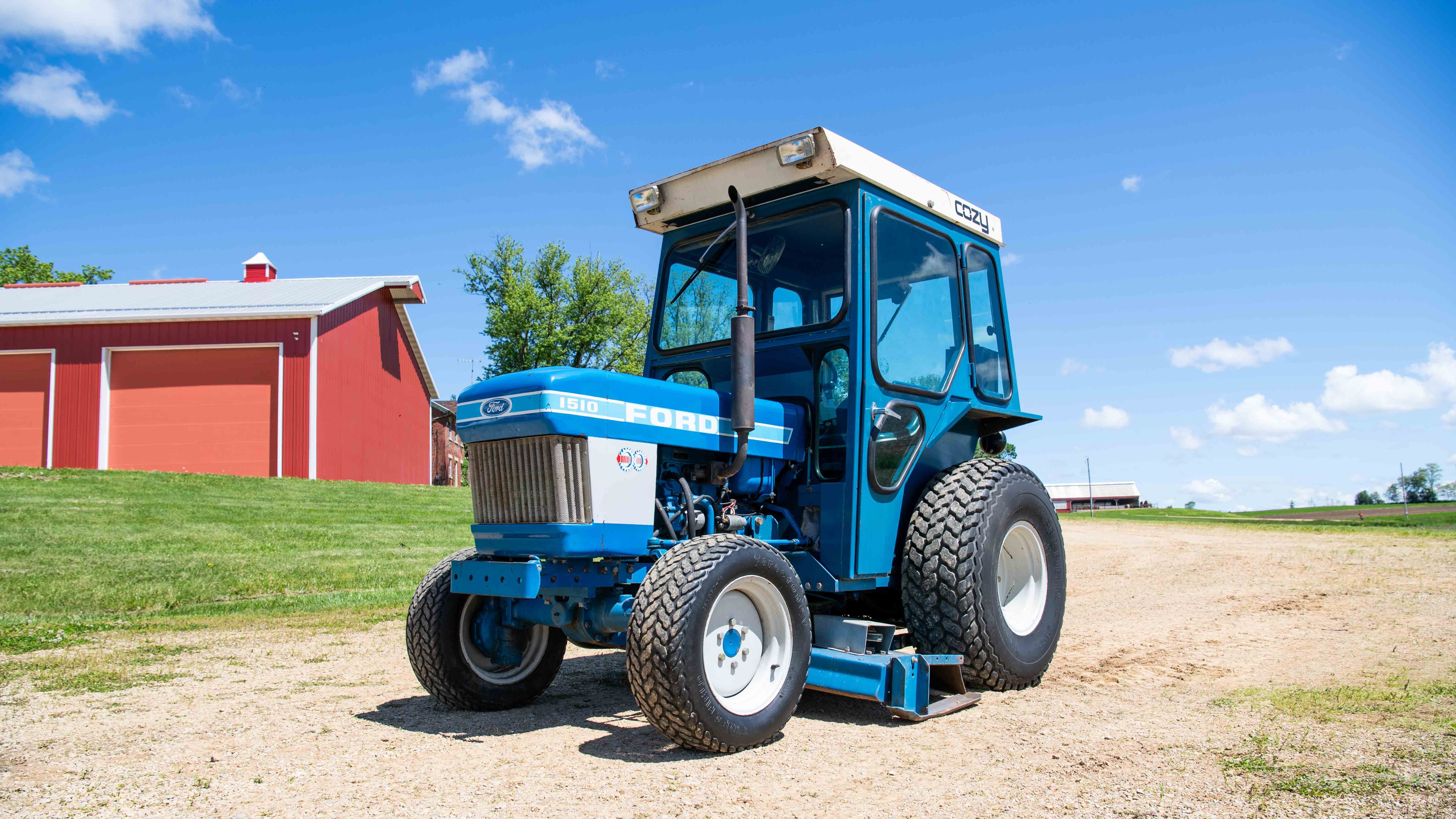 1983 Ford 1510 Tractor Auction | Mecum On Time