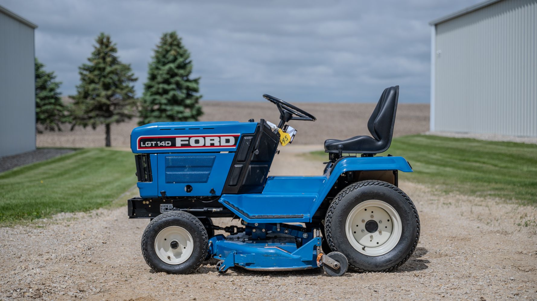 1991 Ford LGT14D Tractor with 48