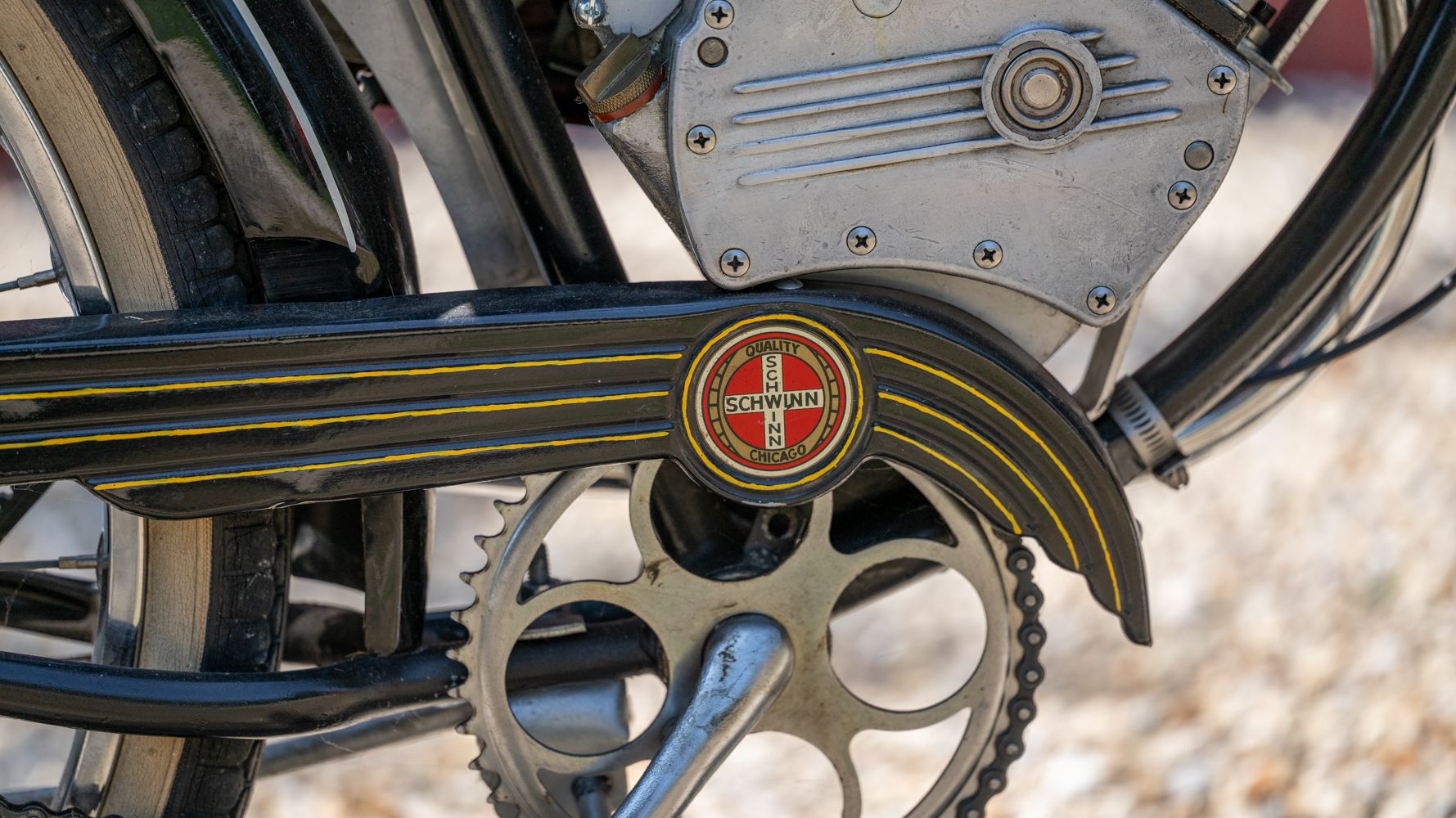 1947 Schwinn Whizzer Motorbike Auction | Mecum On Time