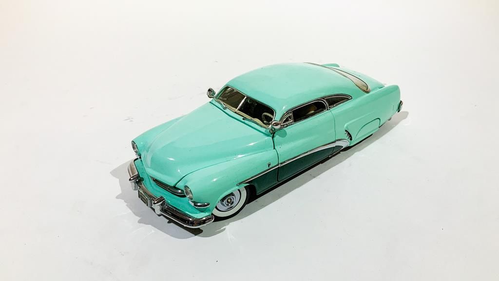 1951 Hirohata Merc Mercury Danbury Mint Die-Cast Car Auction