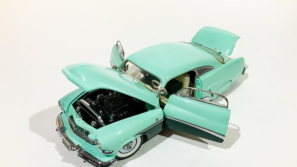 1951 Hirohata Merc Mercury Danbury Mint Die-Cast Car Auction