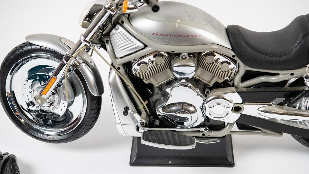 Harley-Davidson Remote Control Motorcycle Auction | Mecum On