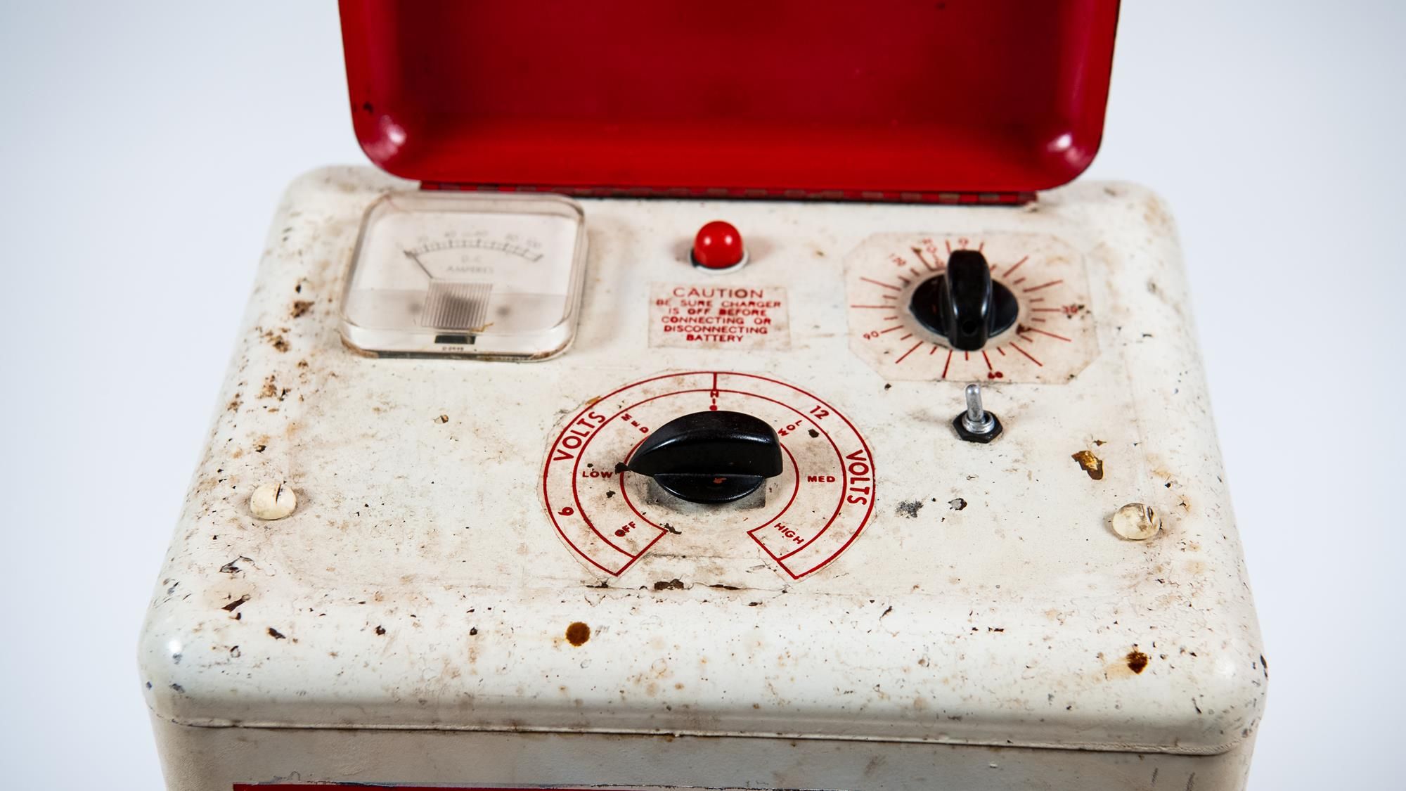 Blitz Battery Charger Machine Auction | Mecum On Time