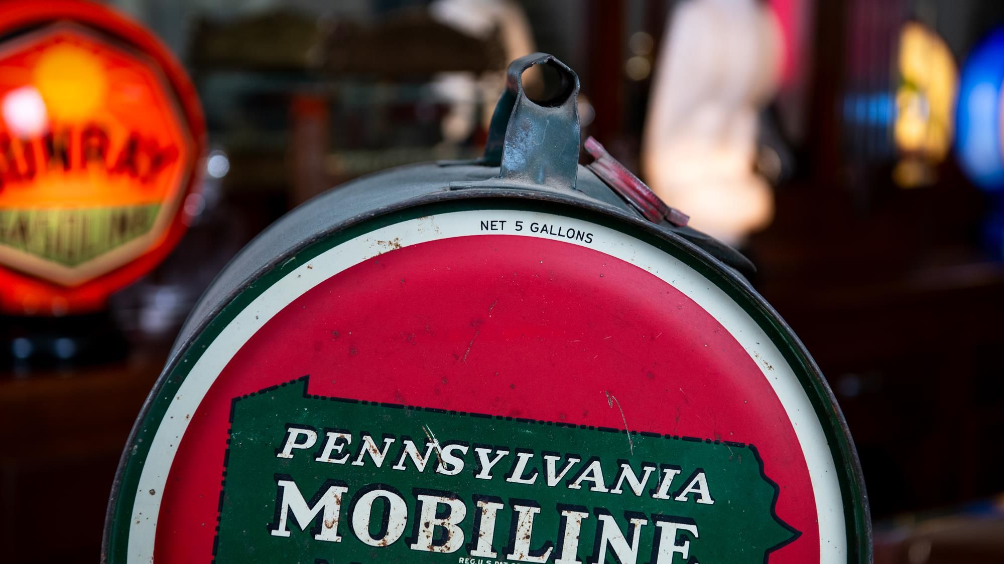 1920s-1930s Sinclair Pennsylvania Mobiline 5-Gallon Rocker Oil Can