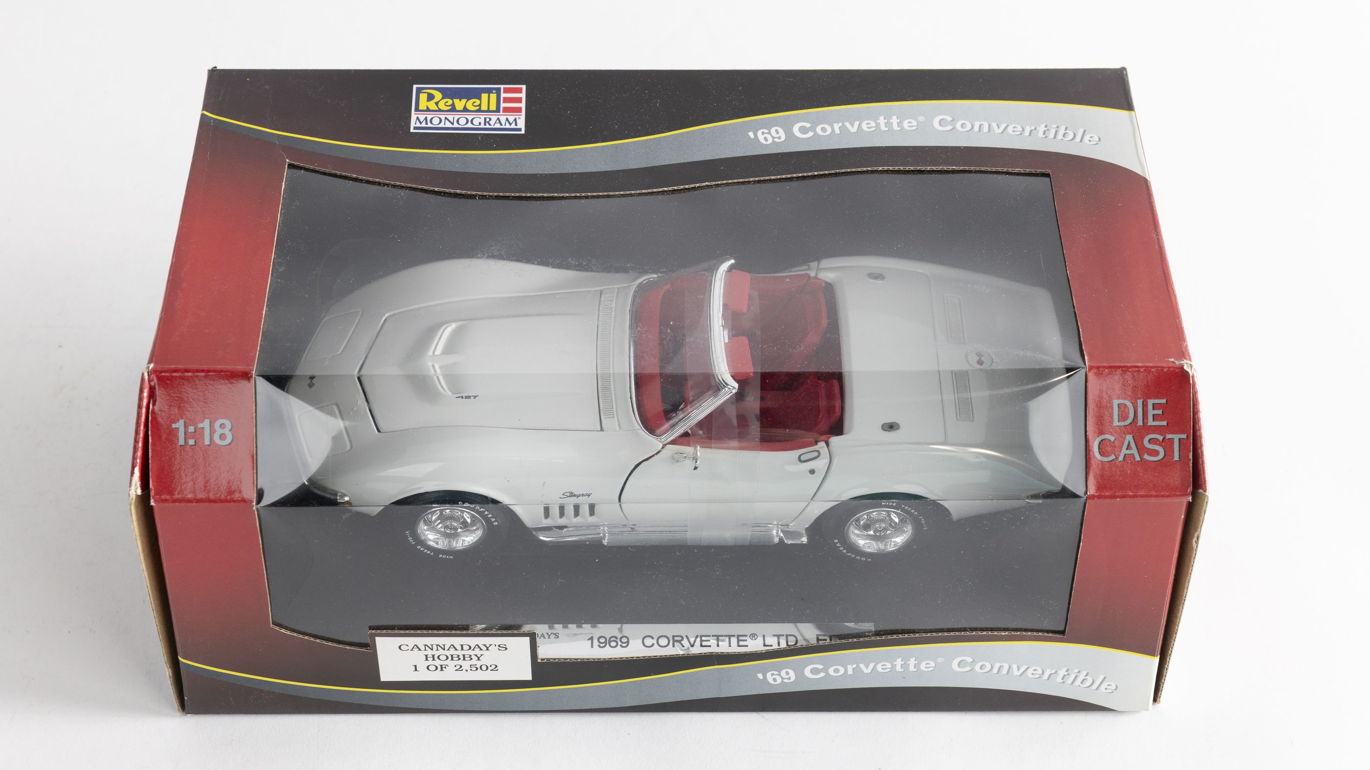 Revell 1:18 1969 Corvette Convertible Die-Cast Model, White & Red