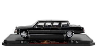 Fairfield Mint 1:24 1983 Cadillac Presidential Limousine Auction