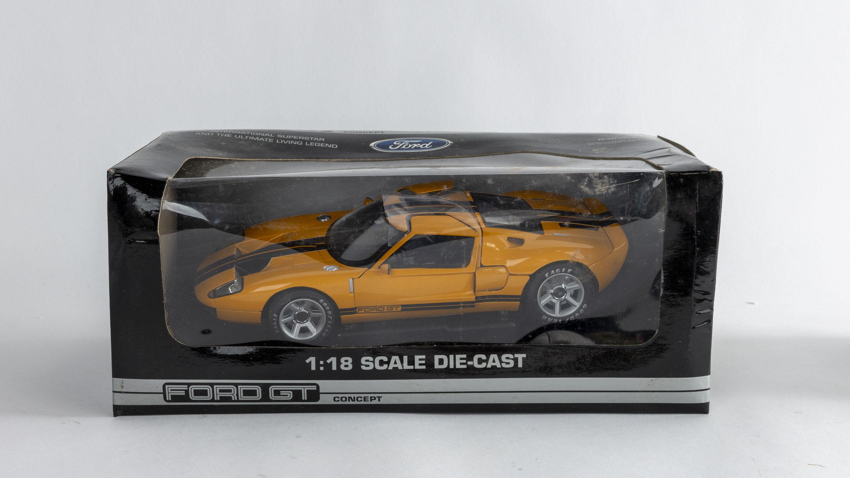 Beanstalk 1:18 Ford GT Concept & Maisto 1:18 Special Edition Ford