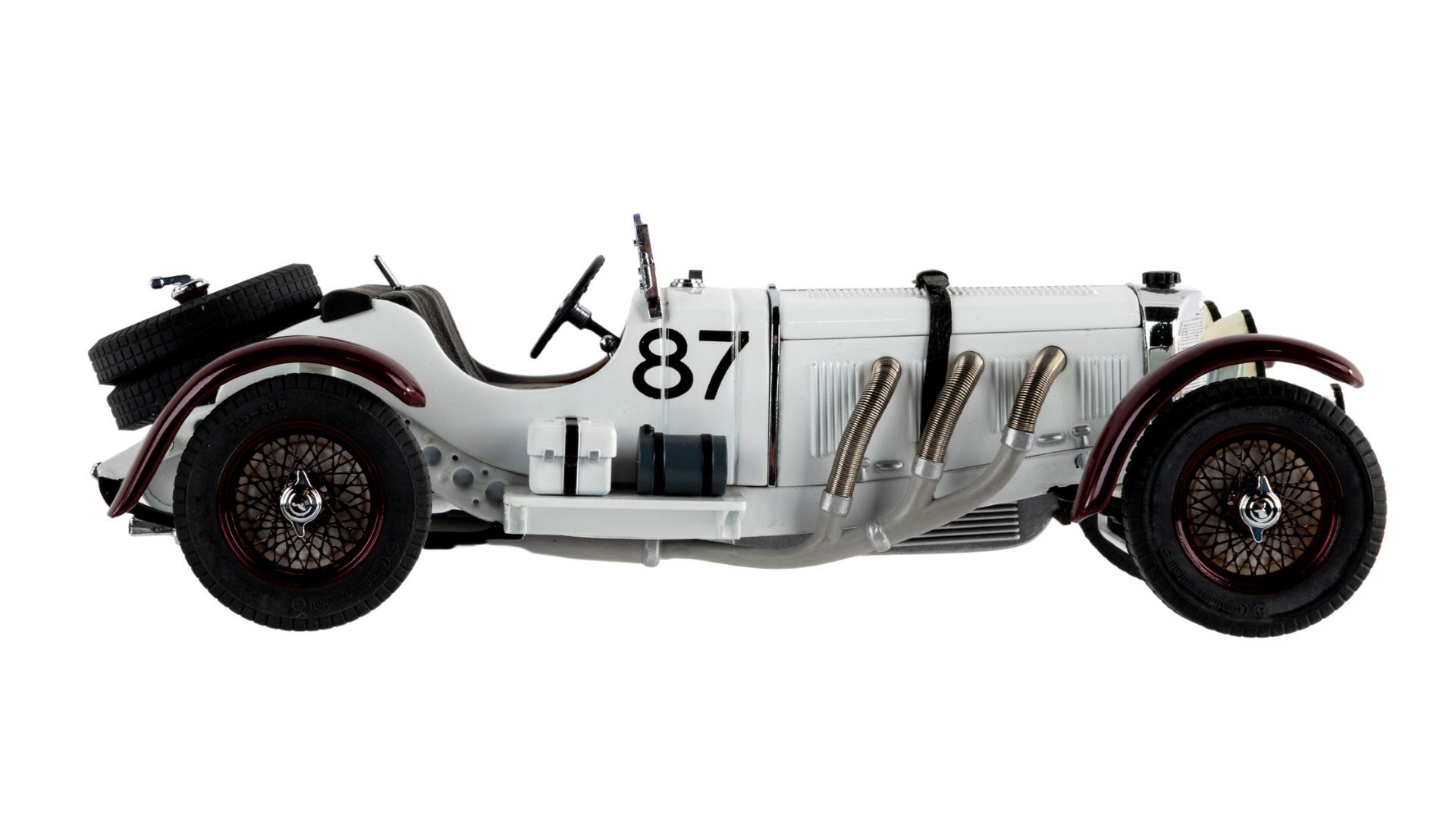 Paul's Model Art - First Class Collection 1:24 - Voiture De Course Miniature Mercedes Benz Sskl 87 Winnaar Mille Miglia 1931 Rudolf Caracciola Musee Mercedes Benz Editie