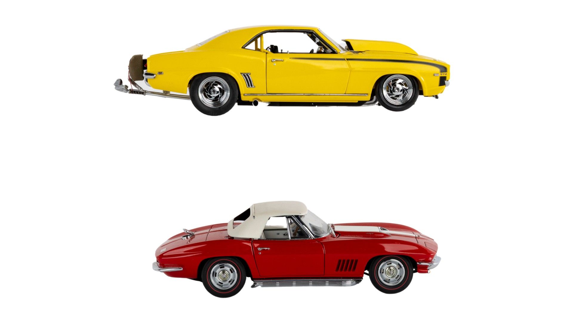 Danbury Mint 1:24 1967 Corvette Convertible & 1969 Camaro Pro