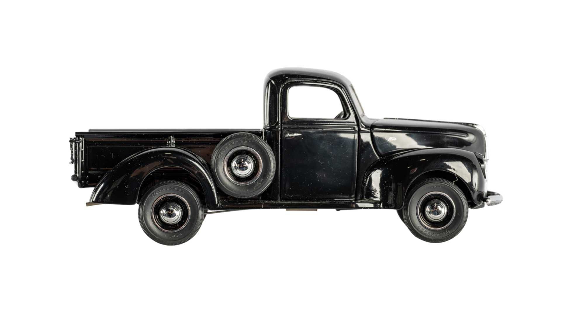 1:24 The Franklin Mint 1940 Ford Pickup Auction | Mecum On Time