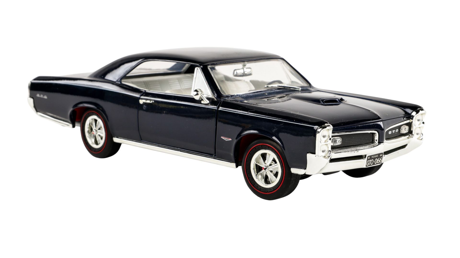 Ertl 1:18 1966 Pontiac GTO Die-Cast Auction | Mecum On Time